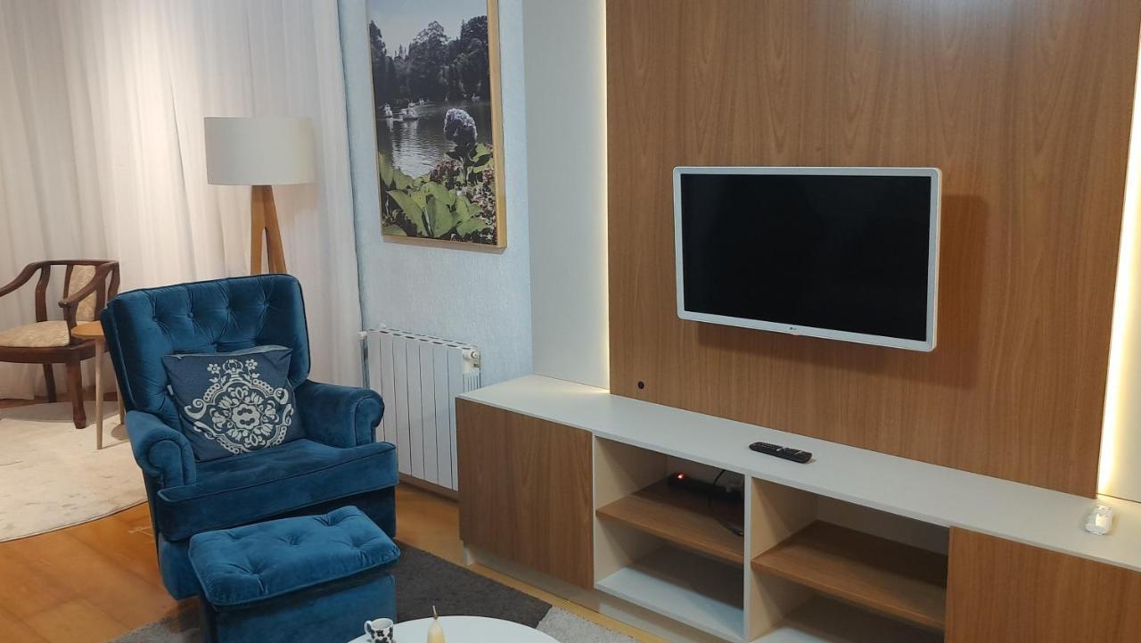 Apartamento Em Грамаду Екстериор снимка